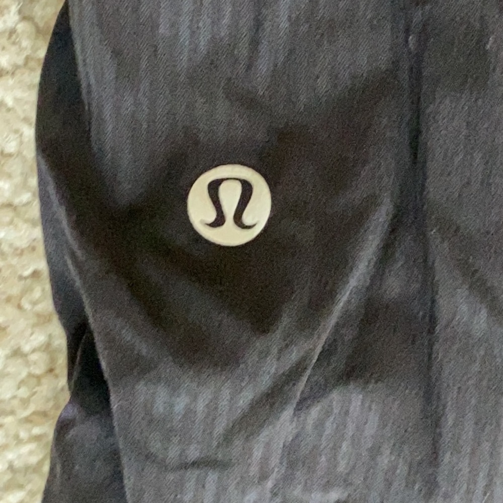 Like New Lululemon Dance Studio Capri View 5